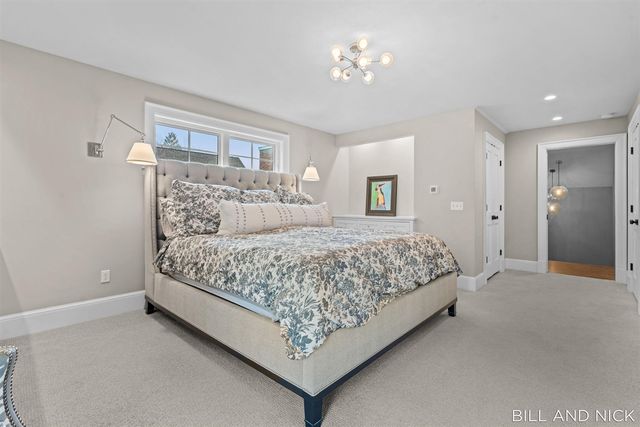 24 Chestnut Street, Douglas, MI 49406