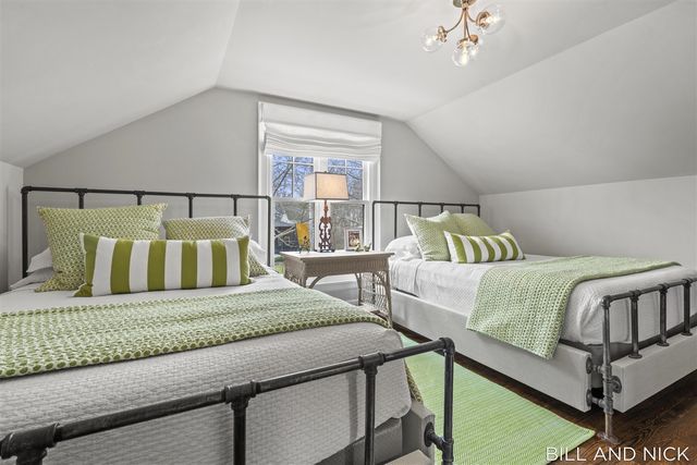 24 Chestnut Street, Douglas, MI 49406