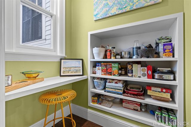 24 Chestnut Street, Douglas, MI 49406