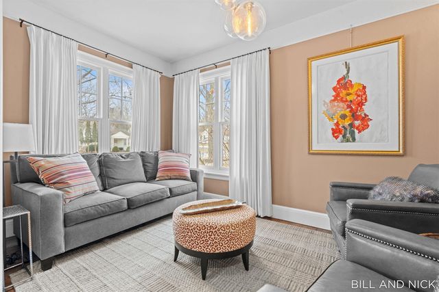 24 Chestnut Street, Douglas, MI 49406