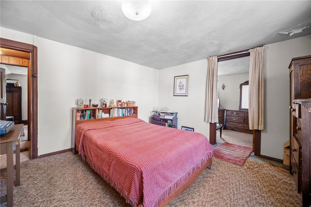 226 Elm St, Canonsburg, PA 15317