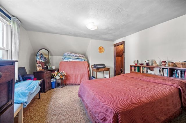 226 Elm St, Canonsburg, PA 15317
