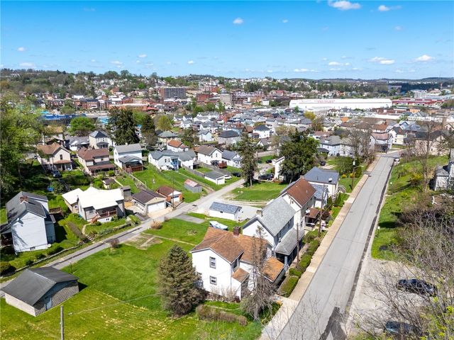 226 Elm St, Canonsburg, PA 15317