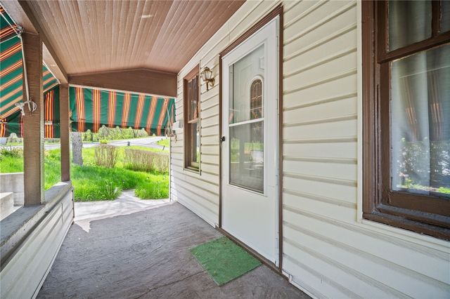 226 Elm St, Canonsburg, PA 15317