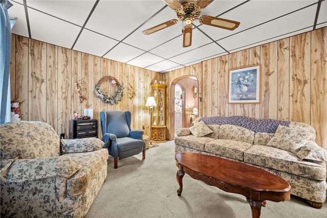 226 Elm St, Canonsburg, PA 15317