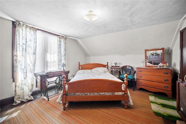 226 Elm St, Canonsburg, PA 15317