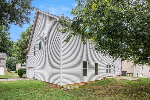 3502 Louella Lake Court, Snellville, GA 30039