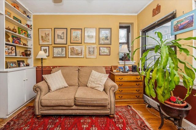 17 N Chatsworth Avenue 3L, Larchmont, NY 10538