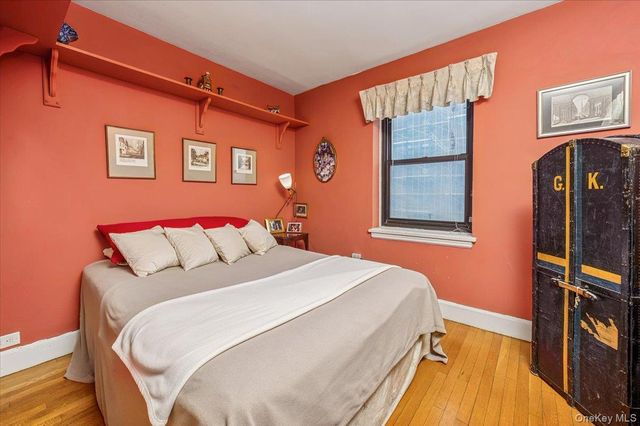 17 N Chatsworth Avenue 3L, Larchmont, NY 10538