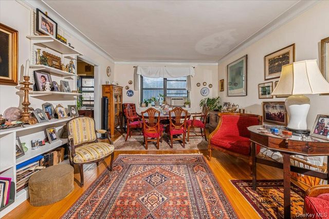 17 N Chatsworth Avenue 3L, Larchmont, NY 10538