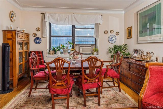17 N Chatsworth Avenue 3L, Larchmont, NY 10538
