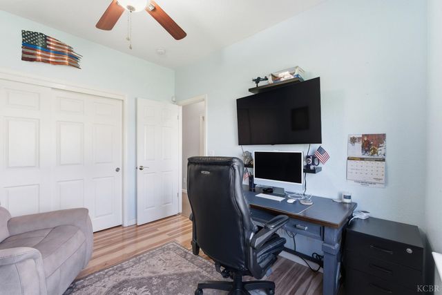 1573 Fireside Way, Lemoore, CA 93245