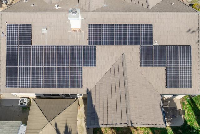 1573 Fireside Way, Lemoore, CA 93245