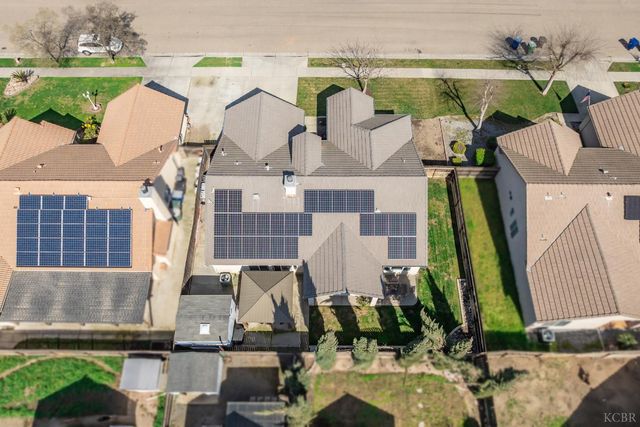 1573 Fireside Way, Lemoore, CA 93245