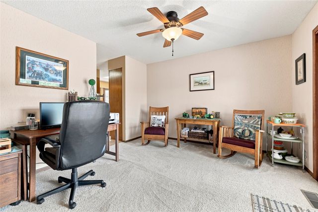 8356 NW 28th Street, Ankeny, IA 50023