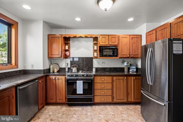 223 S WARNER ST, Woodbury, NJ 08096