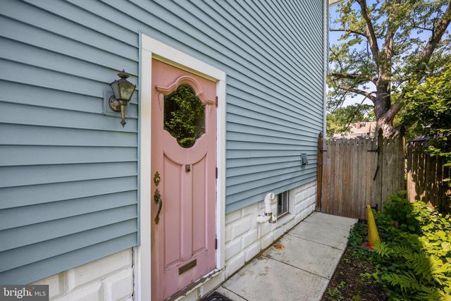 223 S WARNER ST, Woodbury, NJ 08096