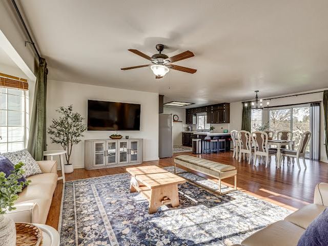 42485 John Muir Drive, Coarsegold, CA 93614