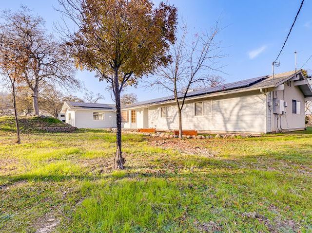 42485 John Muir Drive, Coarsegold, CA 93614