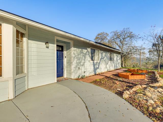 42485 John Muir Drive, Coarsegold, CA 93614