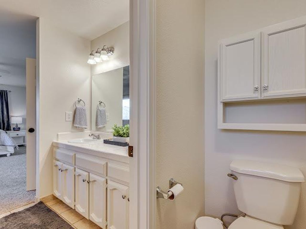 Image 29 of property listing at 42485 John Muir Drive, Coarsegold, CA 93614