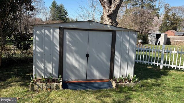 5713 PONTIAC, Berwyn Heights, MD 20740