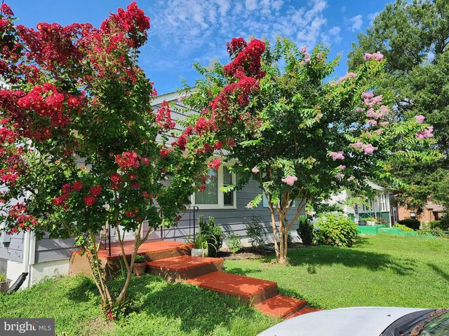 5713 PONTIAC, Berwyn Heights, MD 20740