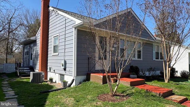 5713 PONTIAC, Berwyn Heights, MD 20740