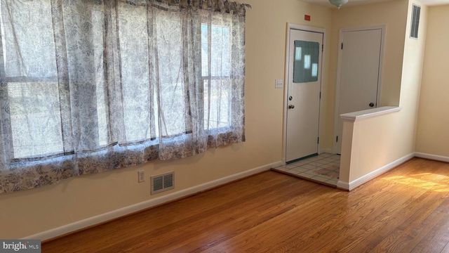 5713 PONTIAC, Berwyn Heights, MD 20740