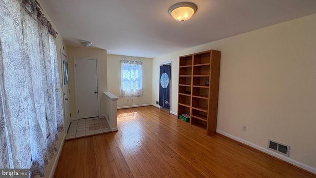 5713 PONTIAC, Berwyn Heights, MD 20740
