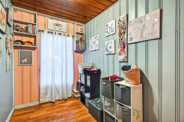 2801 W Washita Street, Springfield, MO 65807