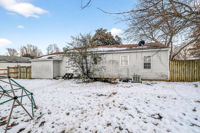 2801 W Washita Street, Springfield, MO 65807