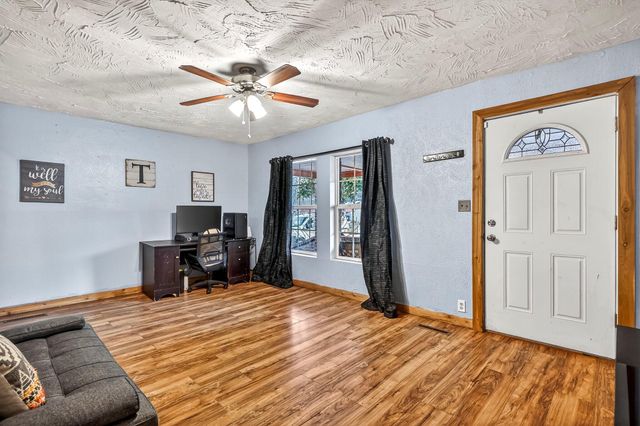 2801 W Washita Street, Springfield, MO 65807