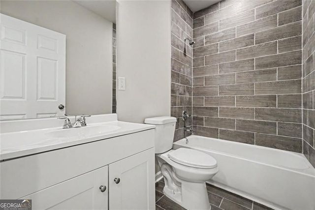 6320 Crystal Cove Trail, Gainesville, GA 30506