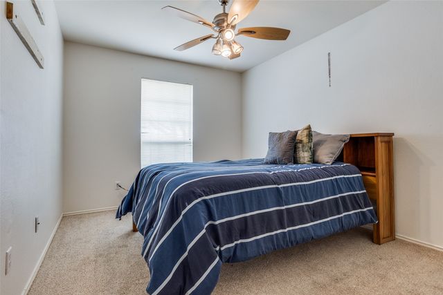 8402 Hartford Drive, Rowlett, TX 75089