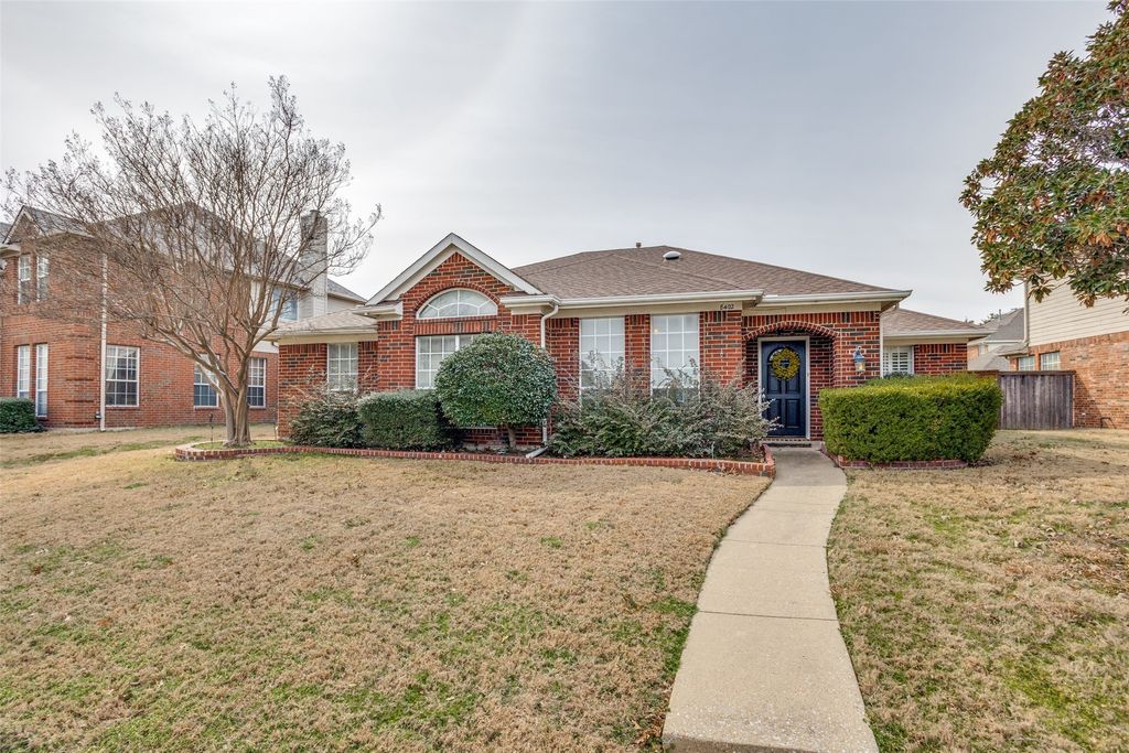8402 Hartford Drive, Rowlett, TX 75089