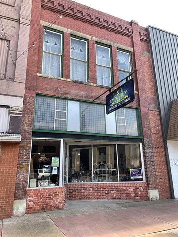 313 W Chickasha Avenue, Chickasha, OK 73018