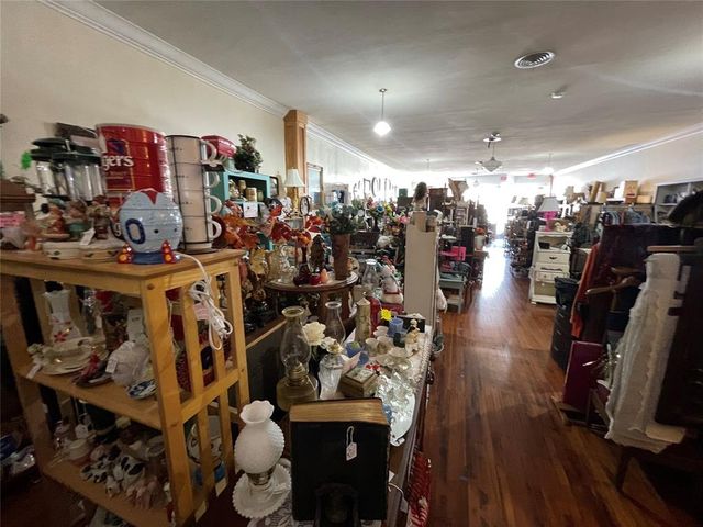 313 W Chickasha Avenue, Chickasha, OK 73018