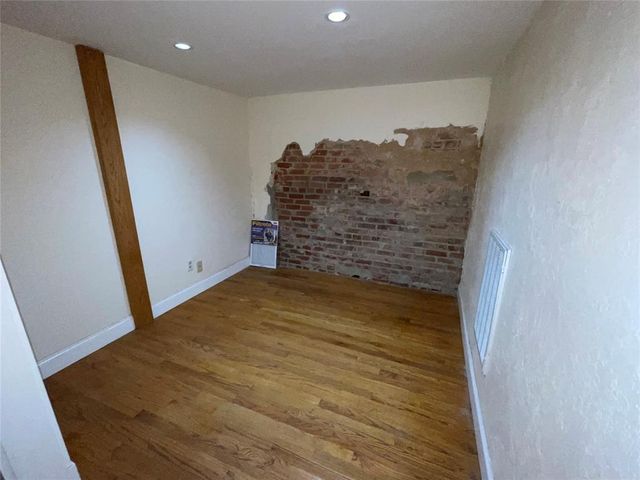 313 W Chickasha Avenue, Chickasha, OK 73018