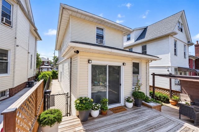 132-35 57th Road, Flushing, NY 11355