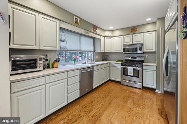23 GOSHAWK CT, Voorhees, NJ 08043