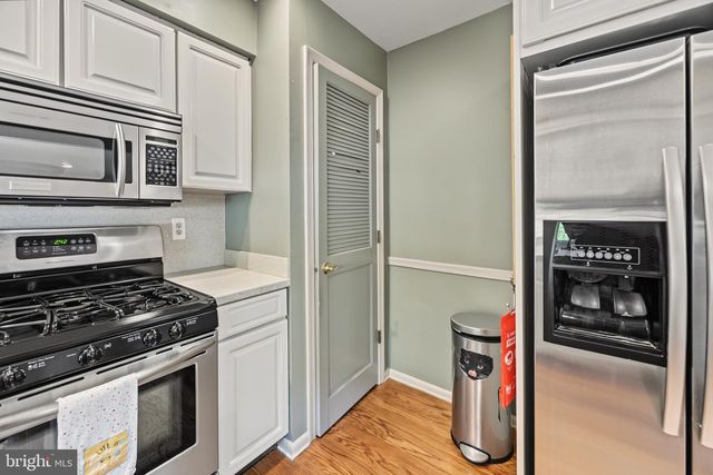 23 GOSHAWK CT, Voorhees, NJ 08043