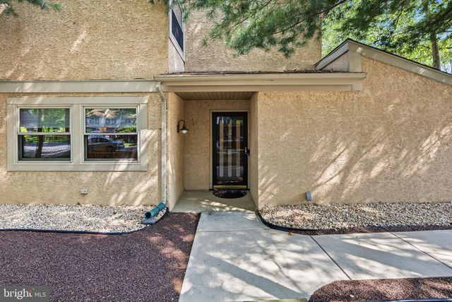 23 GOSHAWK CT, Voorhees, NJ 08043