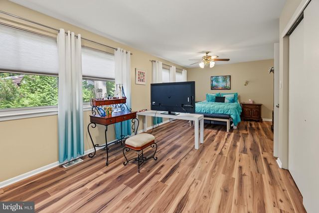 23 GOSHAWK CT, Voorhees, NJ 08043
