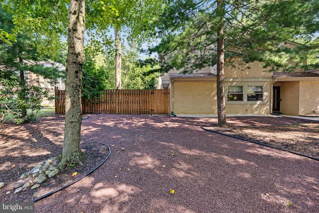 23 GOSHAWK CT, Voorhees, NJ 08043