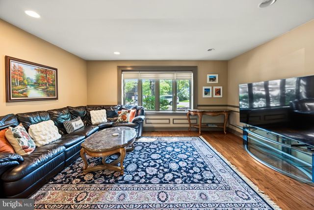 23 GOSHAWK CT, Voorhees, NJ 08043