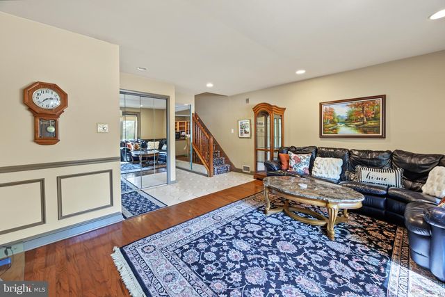 23 GOSHAWK CT, Voorhees, NJ 08043