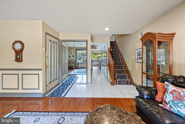 23 GOSHAWK CT, Voorhees, NJ 08043