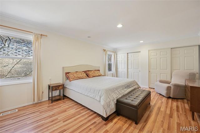 394 Branchport Drive, Chesterfield, MO 63017