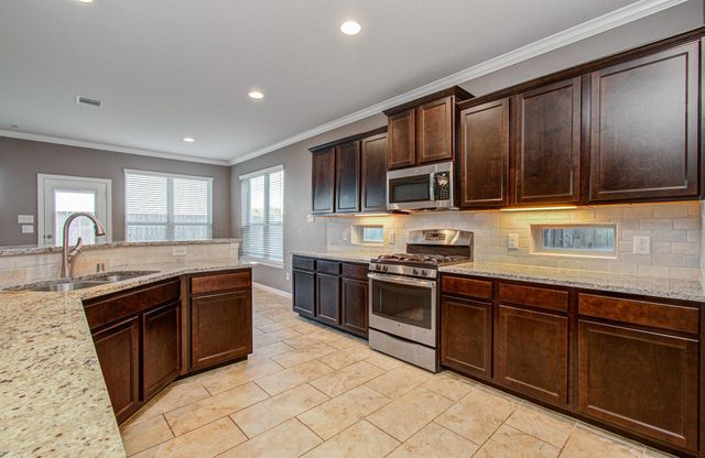 10126 Naples Cliff Court, Cypress, TX 77433